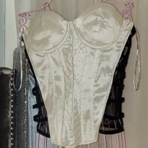 Bousier Corset
